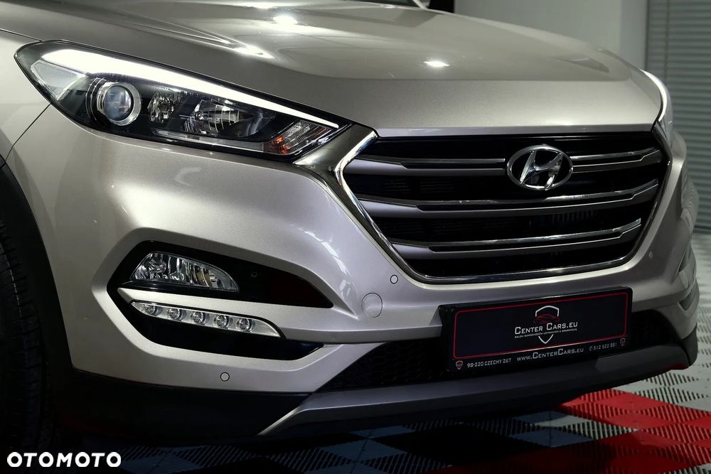 Hyundai Tucson 1.7 CRDI BlueDrive Style 2WD - 40