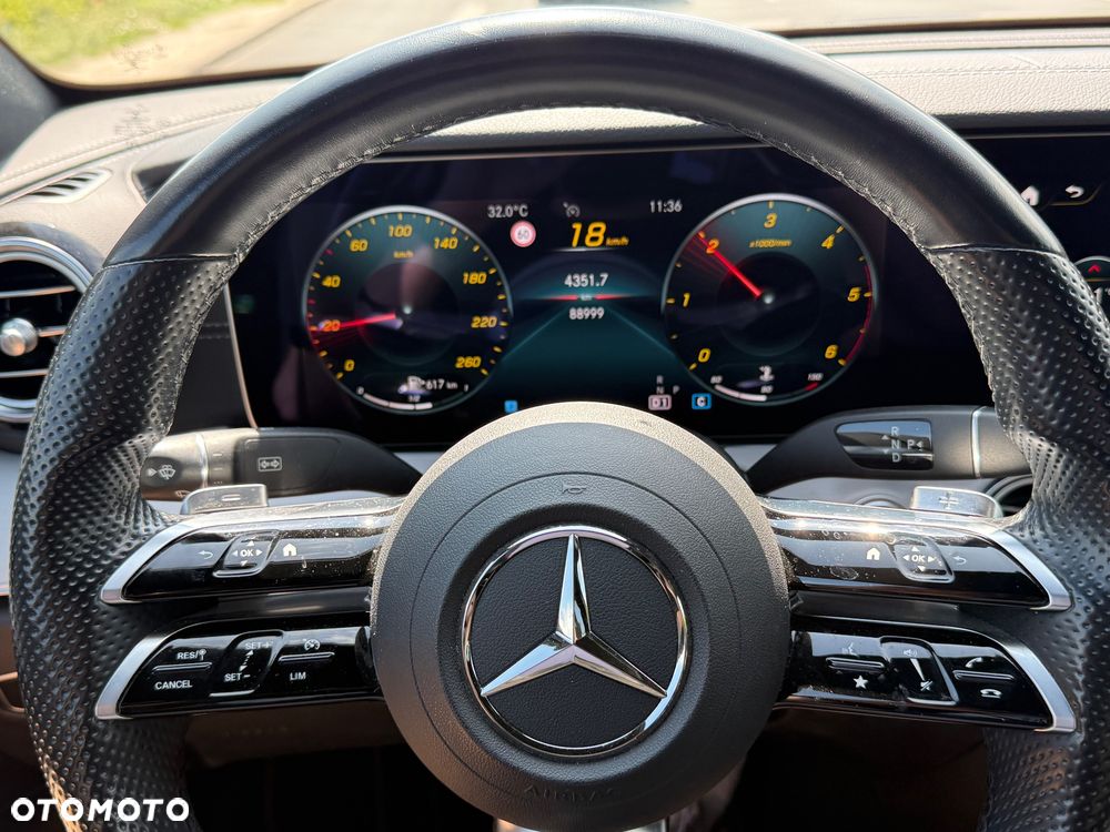 Mercedes-Benz Klasa E 220 d 4-Matic AMG - 12