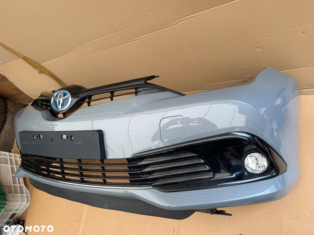 Toyota Auris II lift zderzak przedni kompletny demontaż - 2