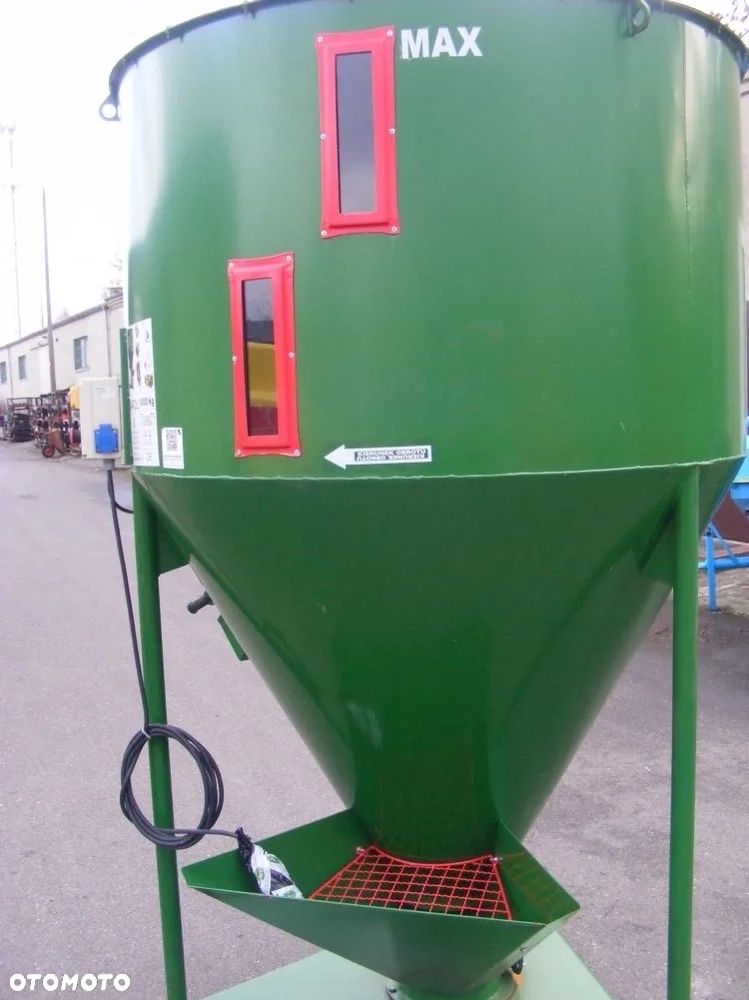 M-ROL Mieszalnik pasz H037/2 M-ROL Odolanów (1000kg) WYPRZEDAŻ - 1