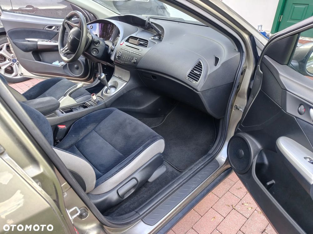 Honda Civic - 8
