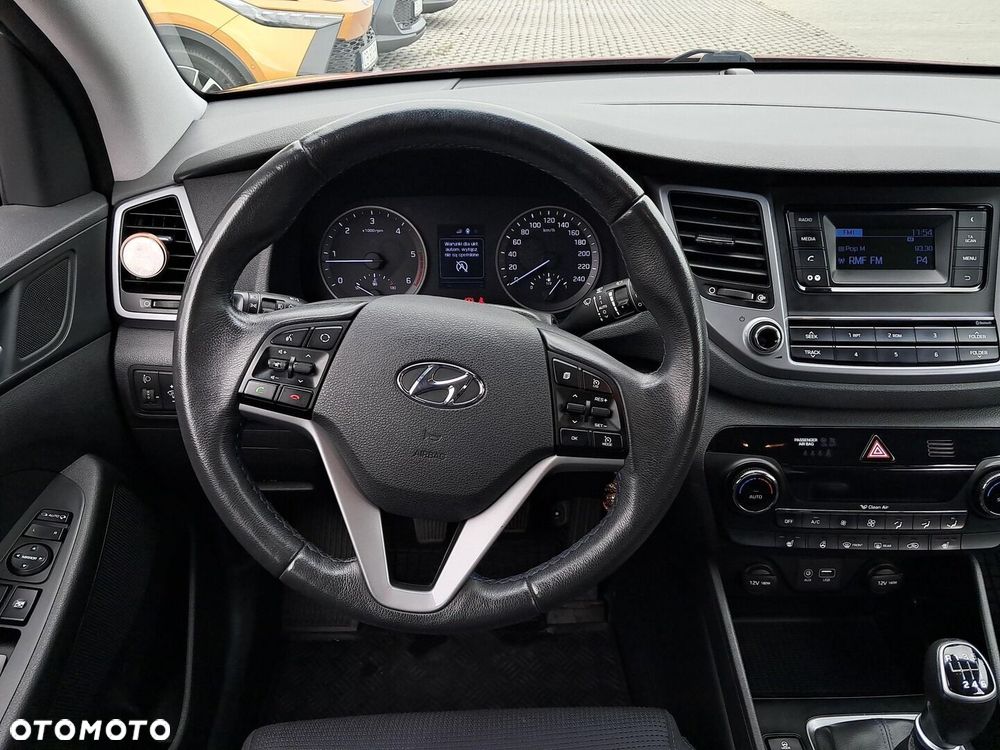Hyundai Tucson 1.7 CRDI BlueDrive Comfort 2WD - 16