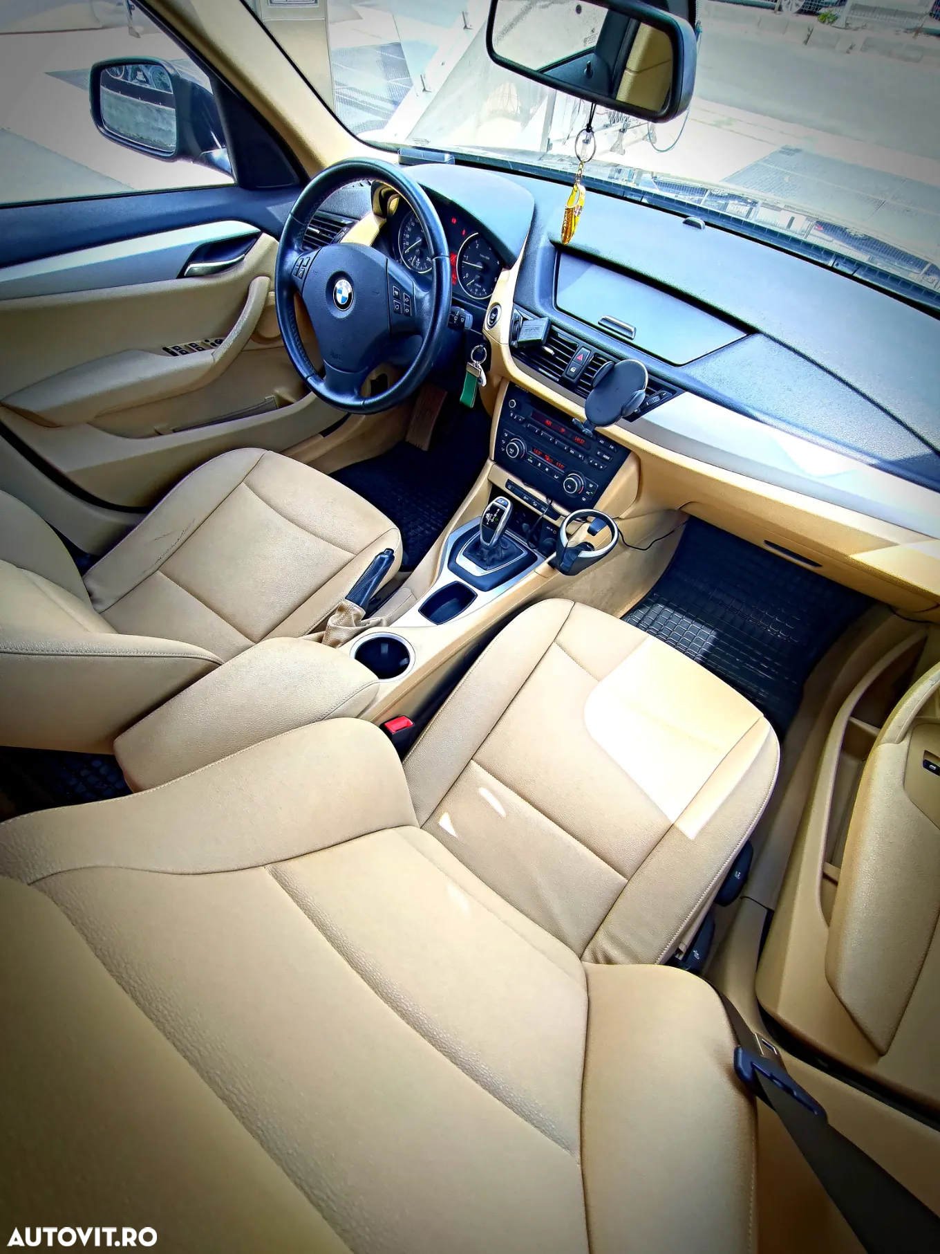 BMW X1 - 11