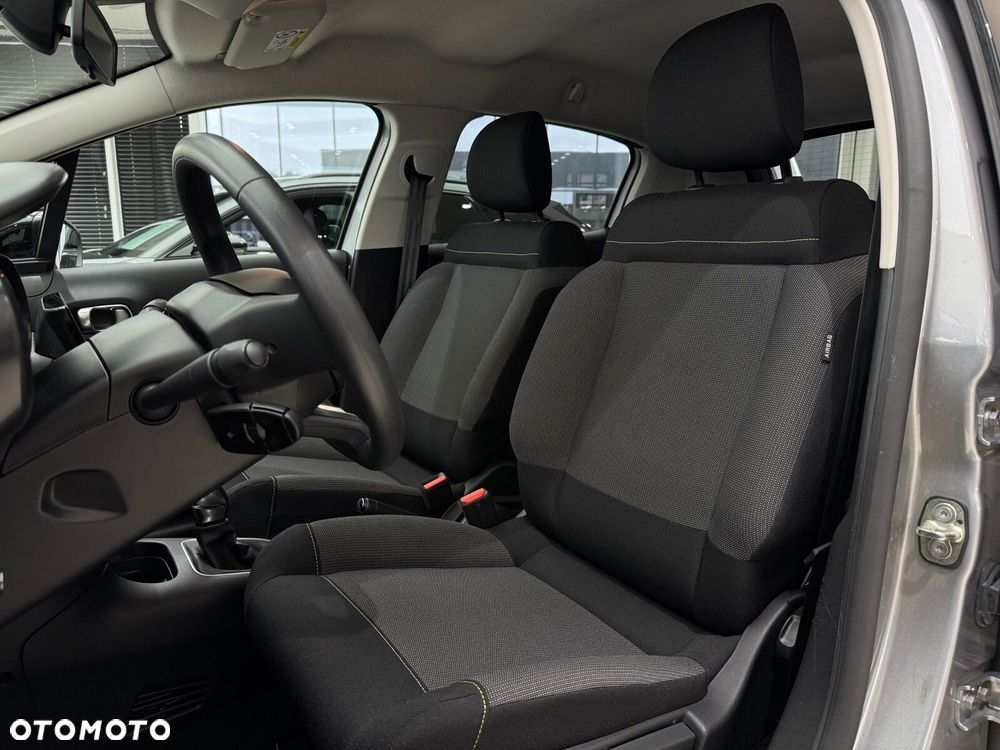 Citroën C3 1.2 PureTech Shine EAT6 - 10