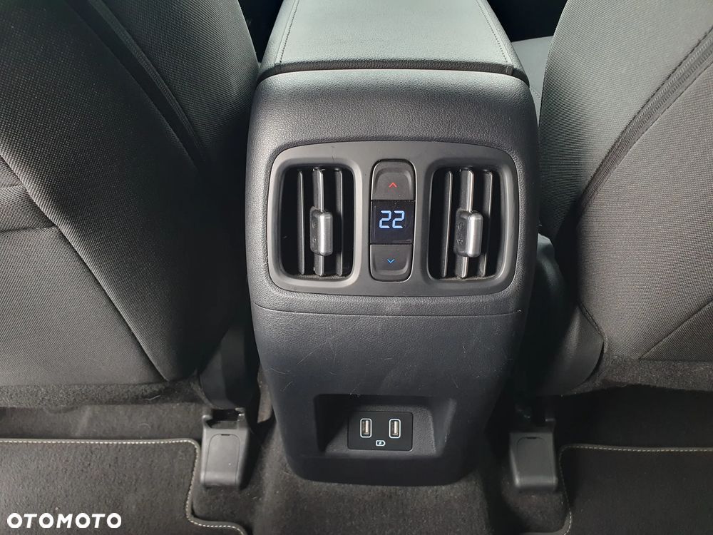 Hyundai Tucson 1.6 T-GDi HEV Executive 2WD - 22