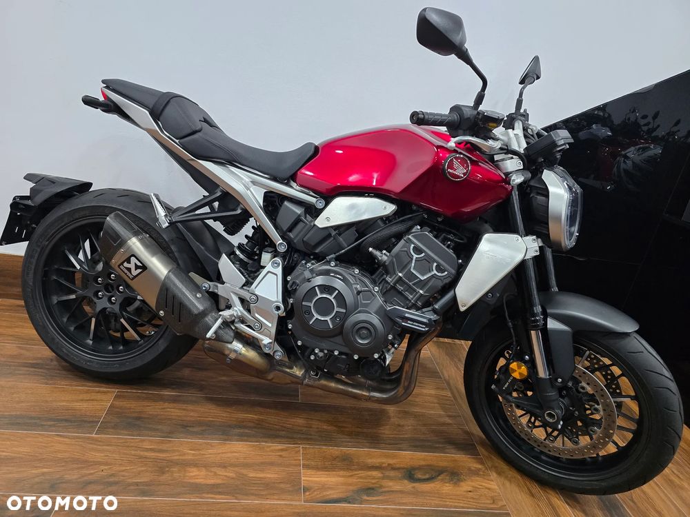 Honda CB - 8