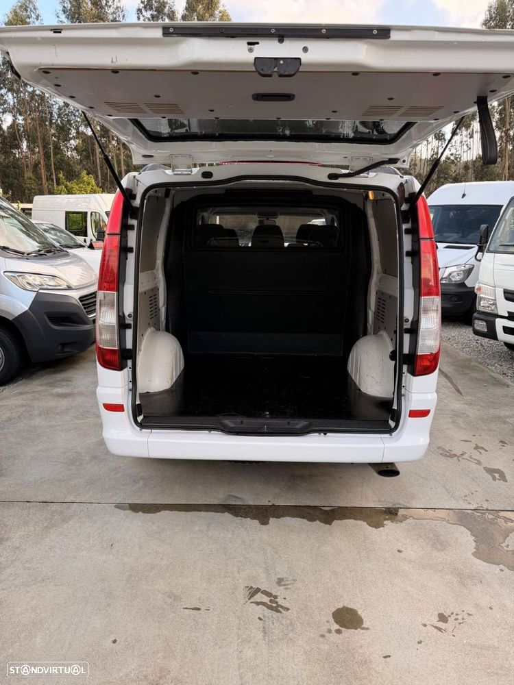 Mercedes-Benz Vito 5 lugares Mixto - 9