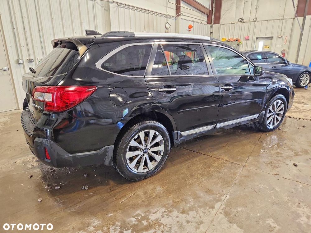 Subaru Outback - 3