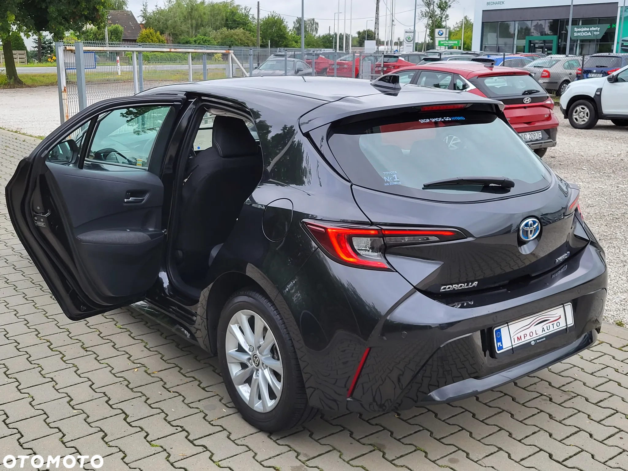 Toyota Corolla 1.8 Hybrid Comfort - 12