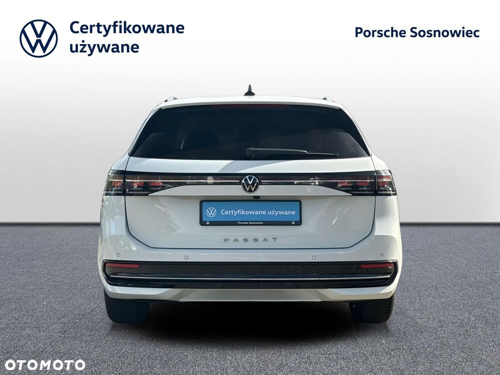 Volkswagen Passat Variant 2.0 TDI SCR Elegance DSG - 6