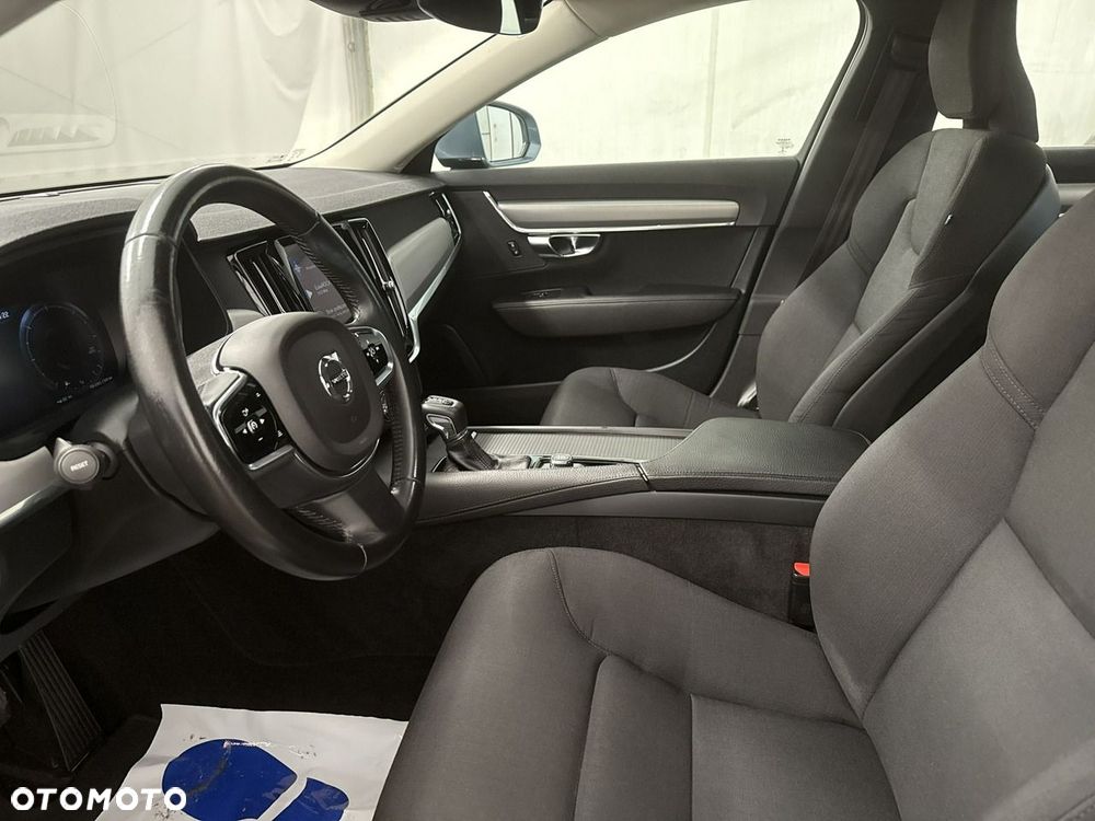 Volvo S90 - 13