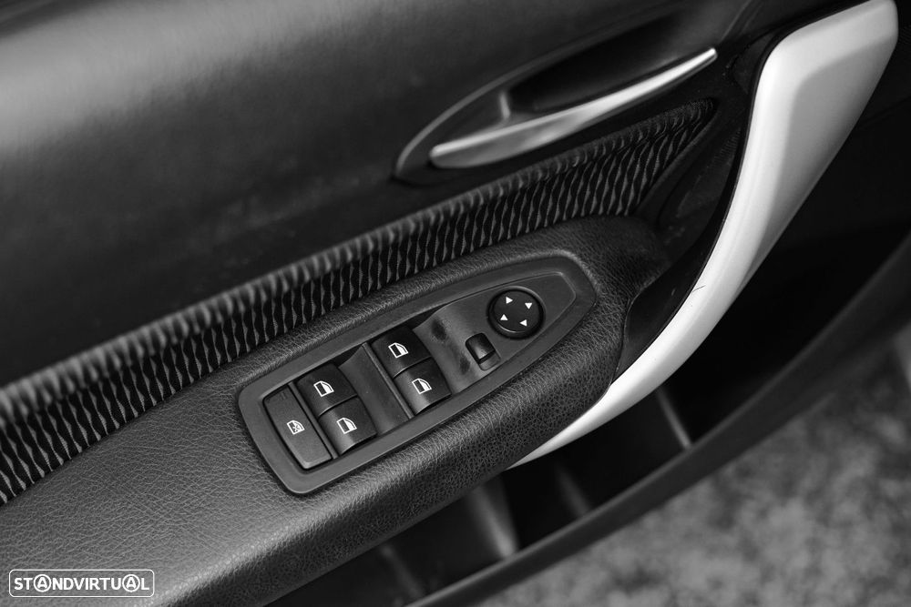 BMW 116 d EfficientDynamics - 30