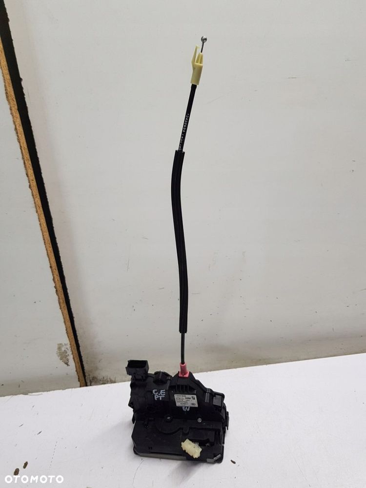 zamek drzwi prawy tył Opel Corsa E - 1