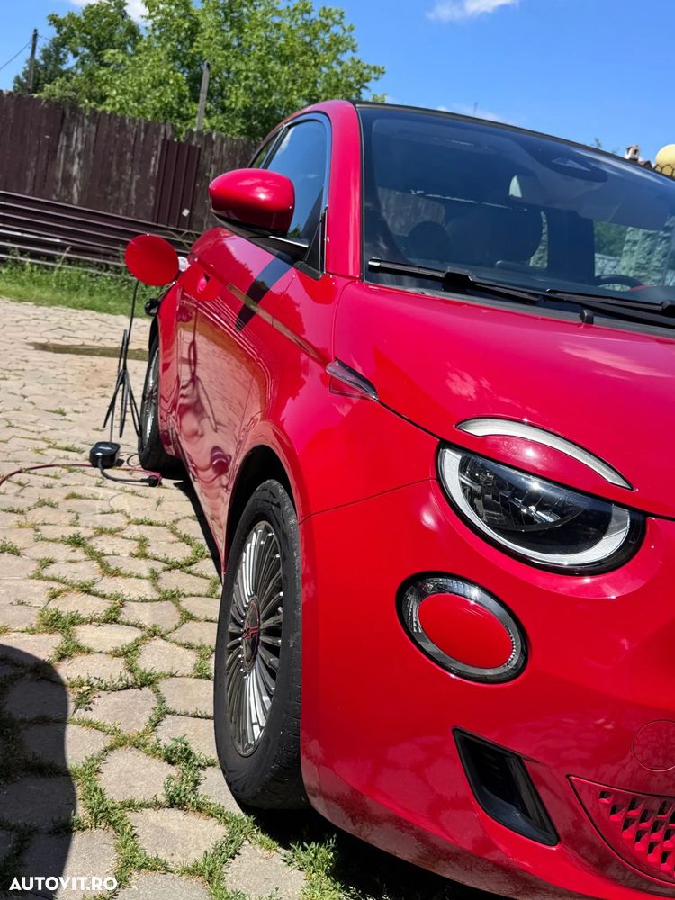 Fiat 500E 42kWh Red - 2
