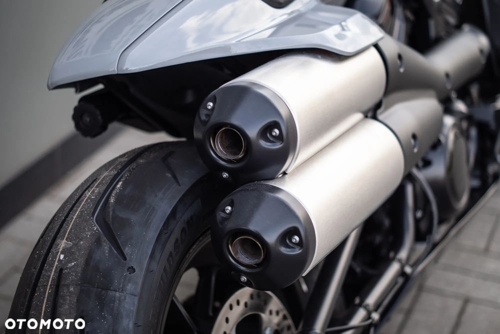 Harley-Davidson Sportster - 12