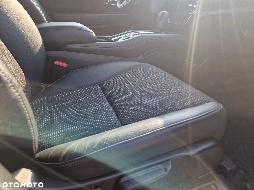 Honda HR-V 1.5 i-VTEC CVT Executive - 8