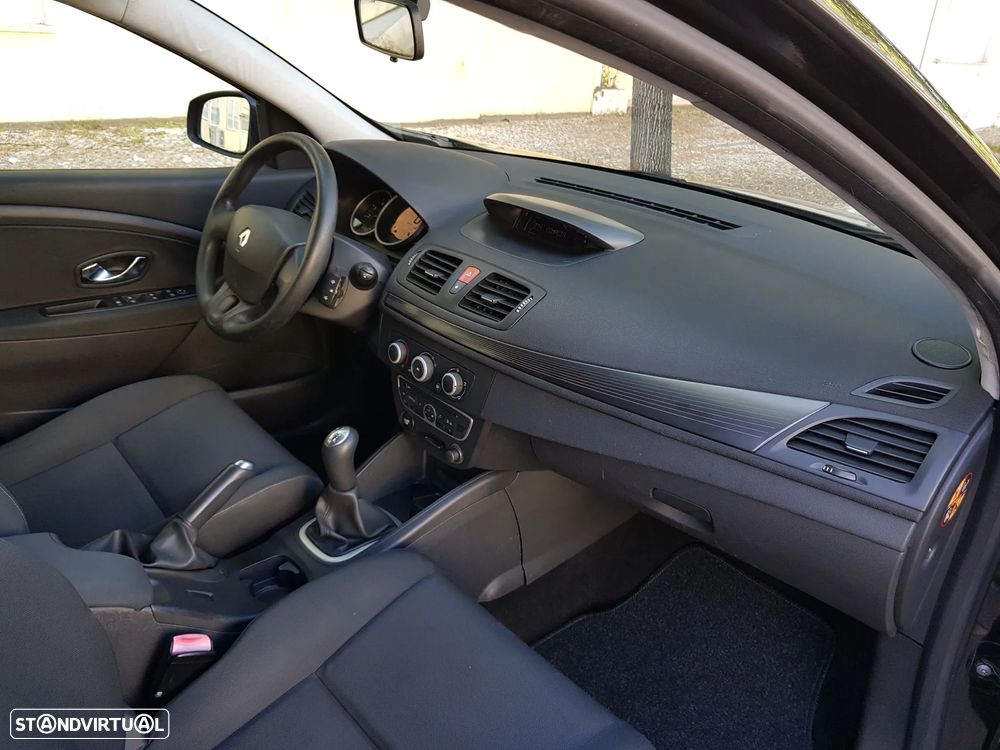 Renault Mégane Sport Tourer 1.5 dCi Dynamique - 29