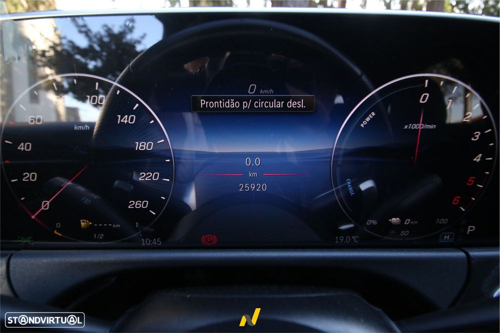 Mercedes-Benz E 300 de 4Matic T 9G-TRONIC AMG Line - 19