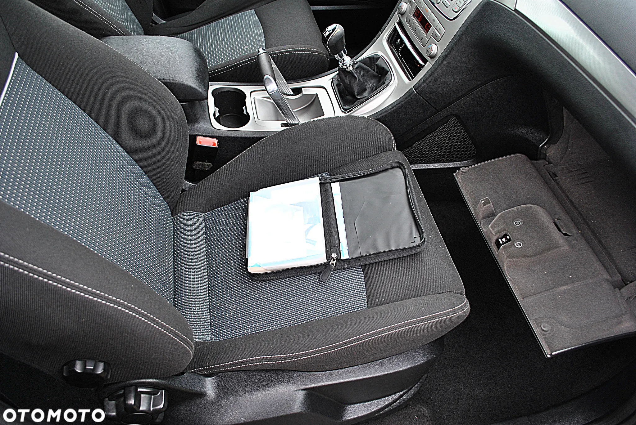 Ford S-Max 2.0 TDCi DPF Titanium - 9