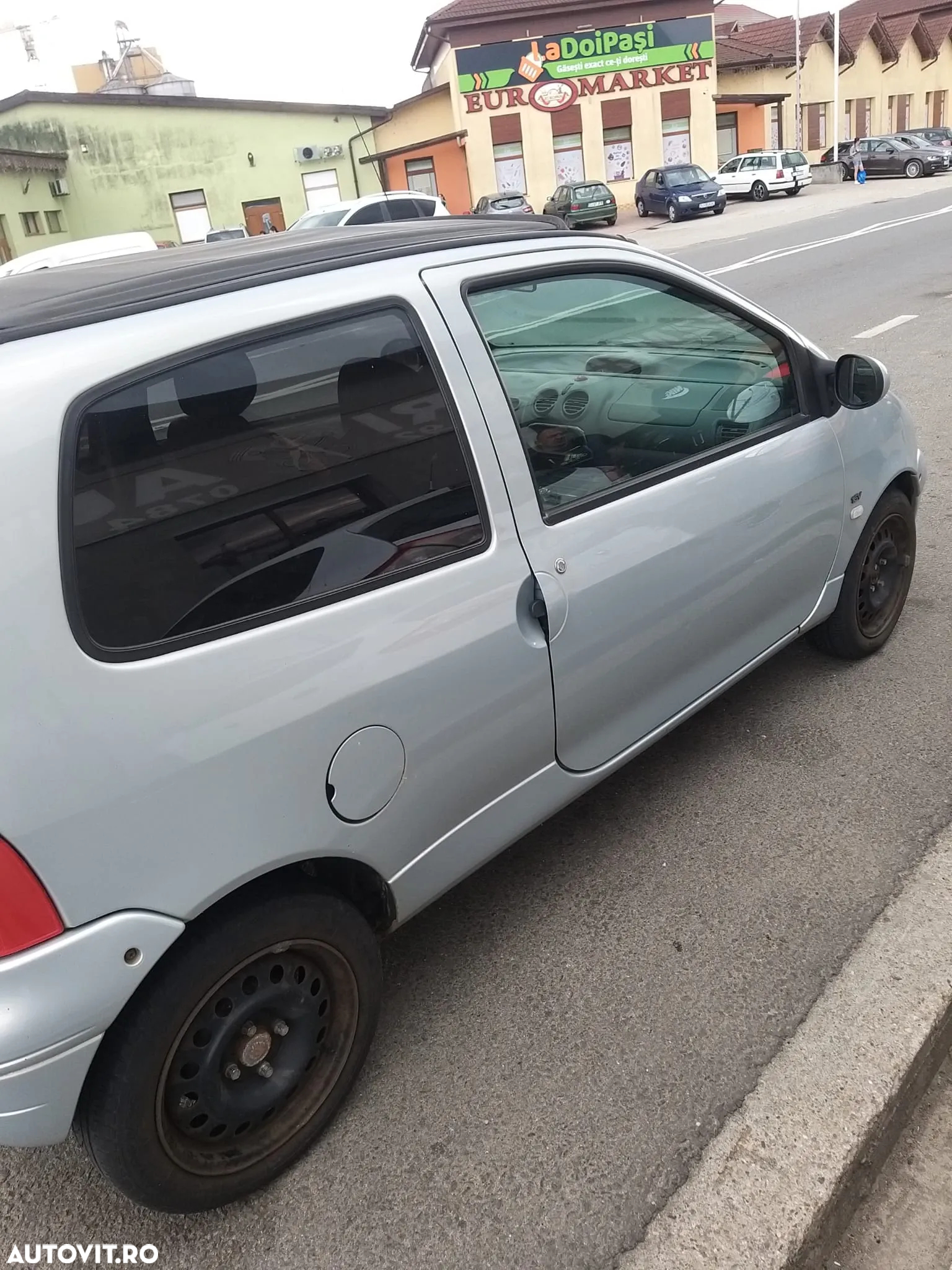 Dezmembram Renault Twingo 1.2 Benzina, an 2003, Cod Motor: D4f-A7-02, Euro 4 - 3