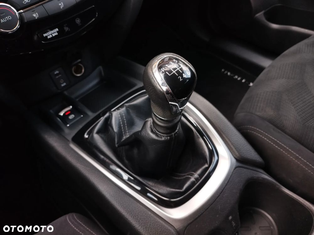 Nissan X-Trail 1.6 DIG-T N-Connecta 2WD - 12
