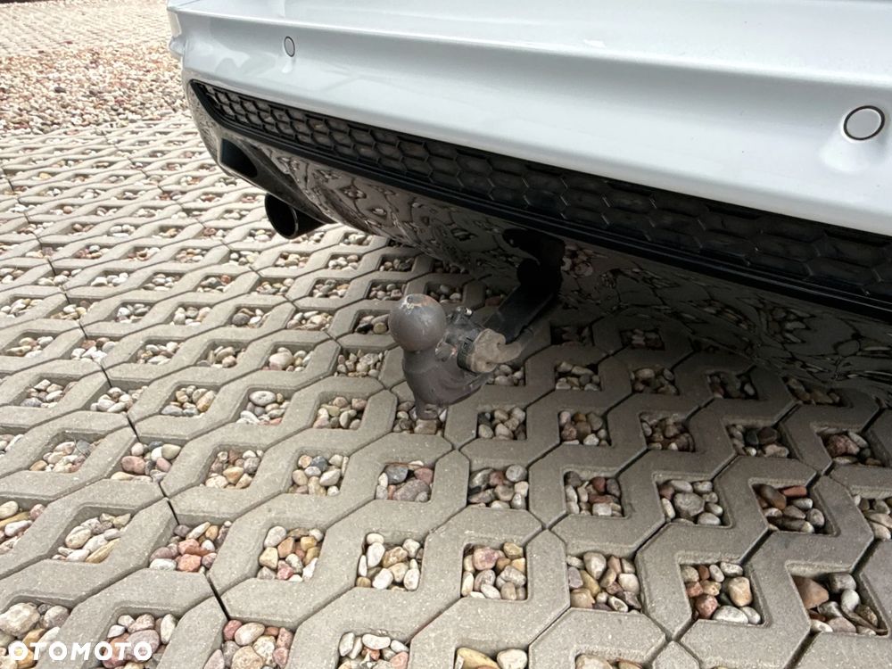 Ford Kuga 2.0 TDCi 4x4 ST-Line - 12