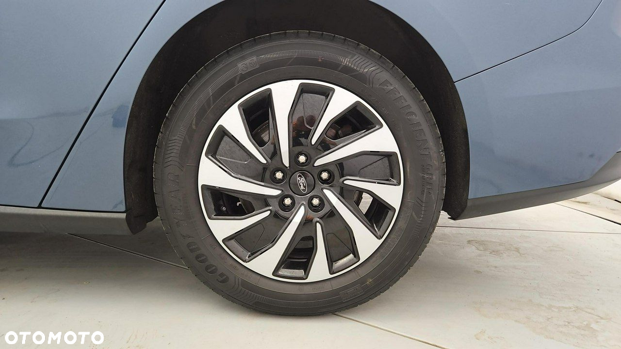 Ford Focus 1.0 EcoBoost Titanium - 25