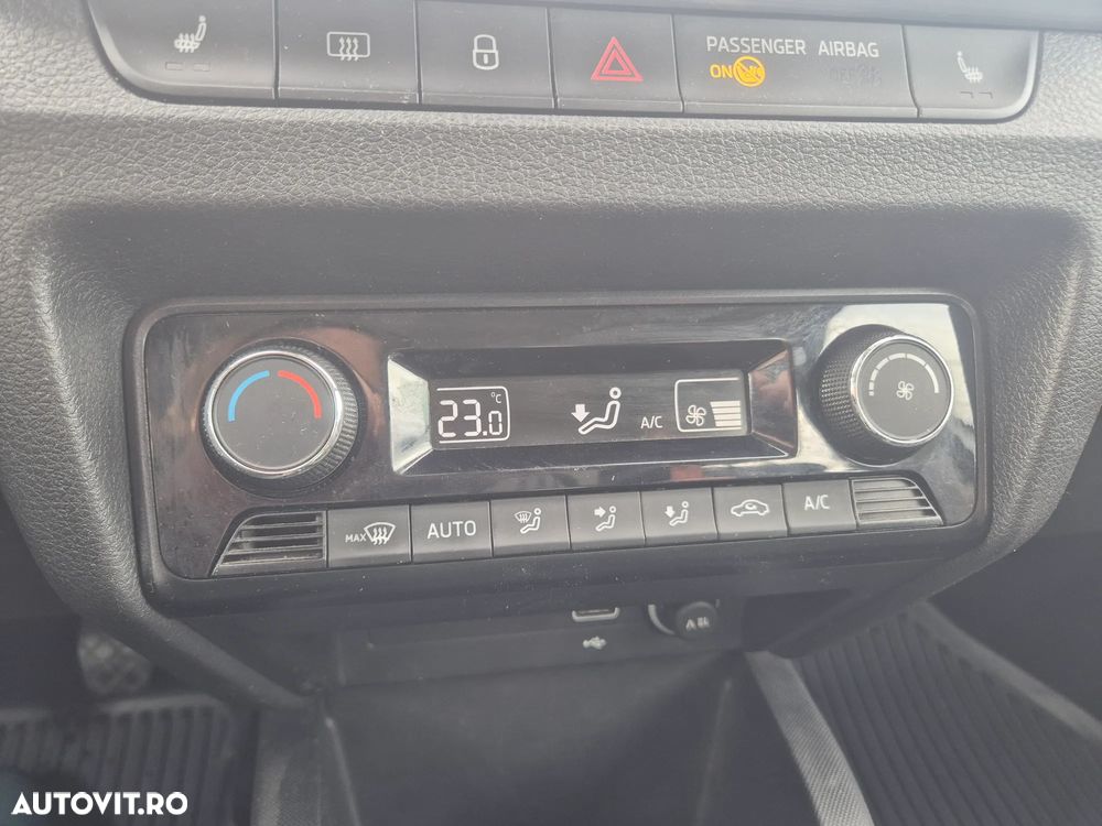 Skoda Fabia 1.0 TSI Ambition - 11