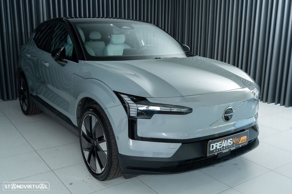 Volvo EX30 Twin Motor Performance AWD Ultra - 12