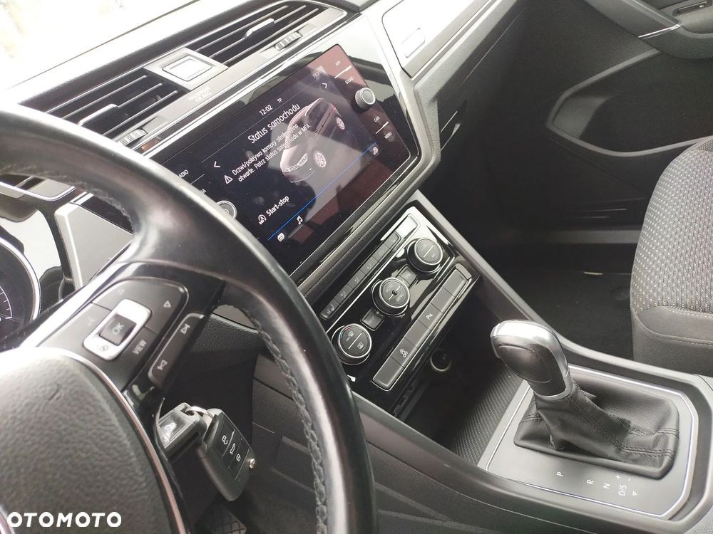 Volkswagen Touran 2.0 TDI BMT Comfortline Plus DSG - 2