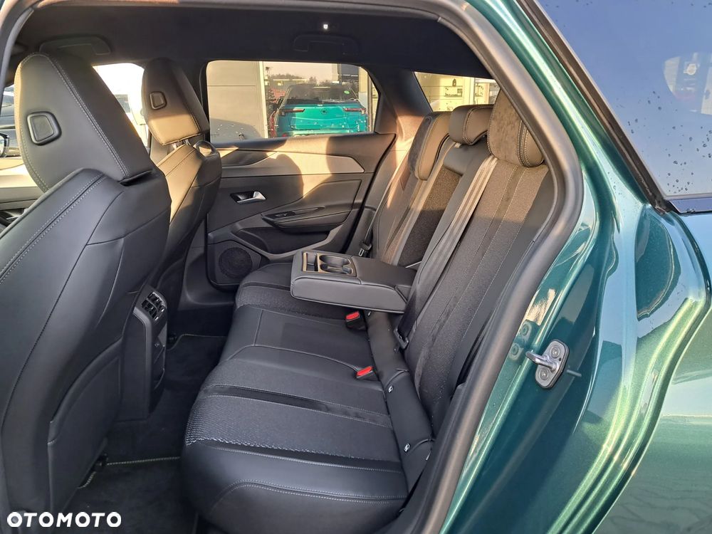 Peugeot 308 1.2 mHEV GT S&S e-DCS6 - 9