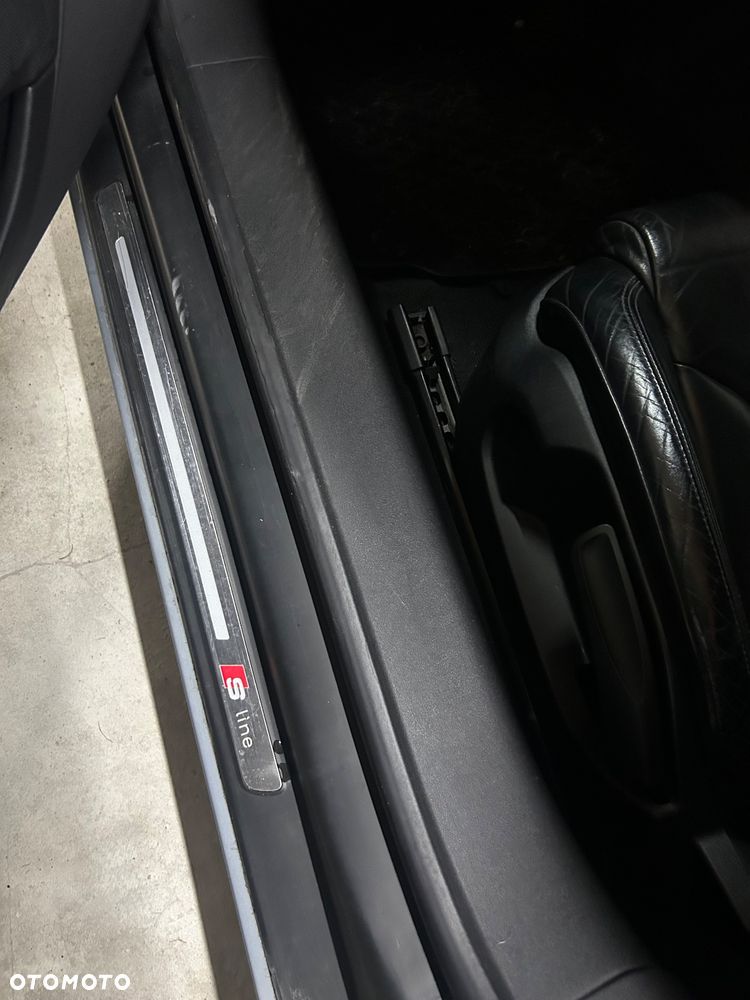 Audi TT Coupé 2.0 TDI quattro - 16