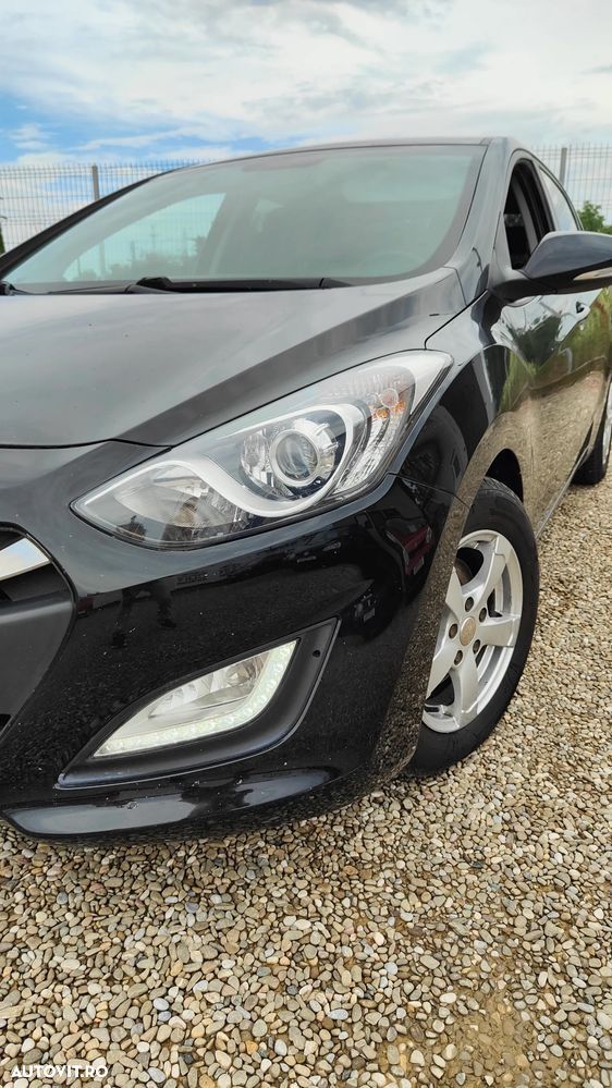 HYUNDAI i30 2014 — imagine 9