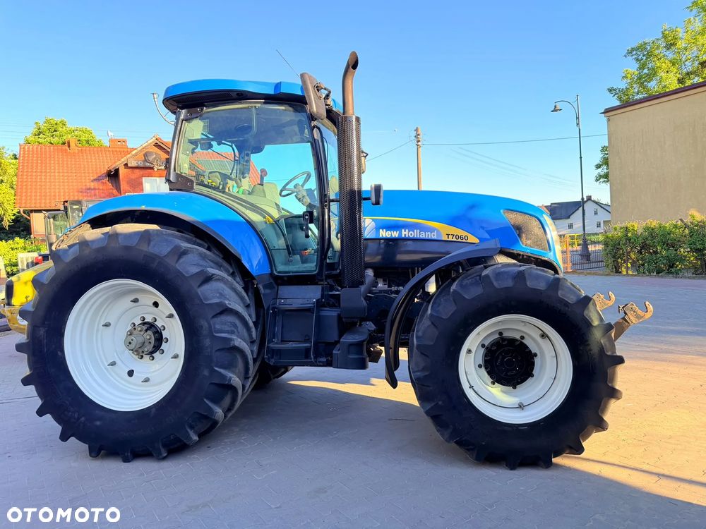 New Holland T7060 - 4