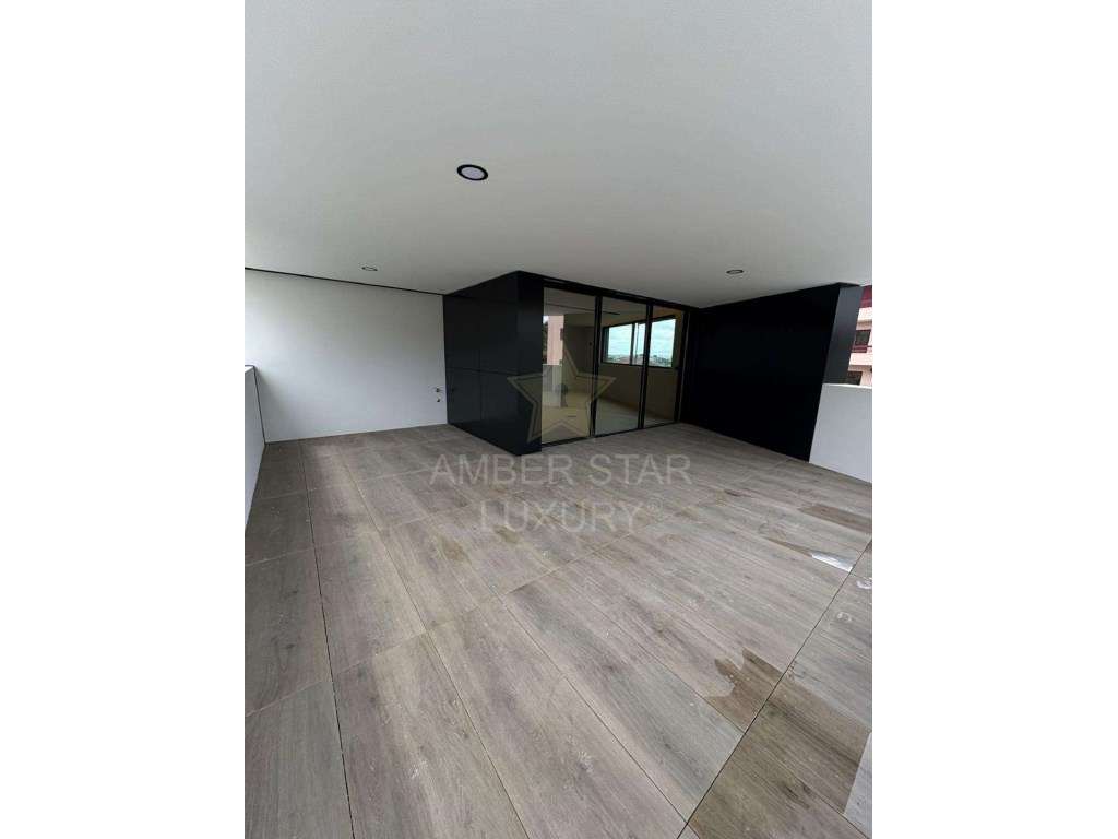 Apartamento T3 no centro de Gondomar - Grande imagem: 3/23