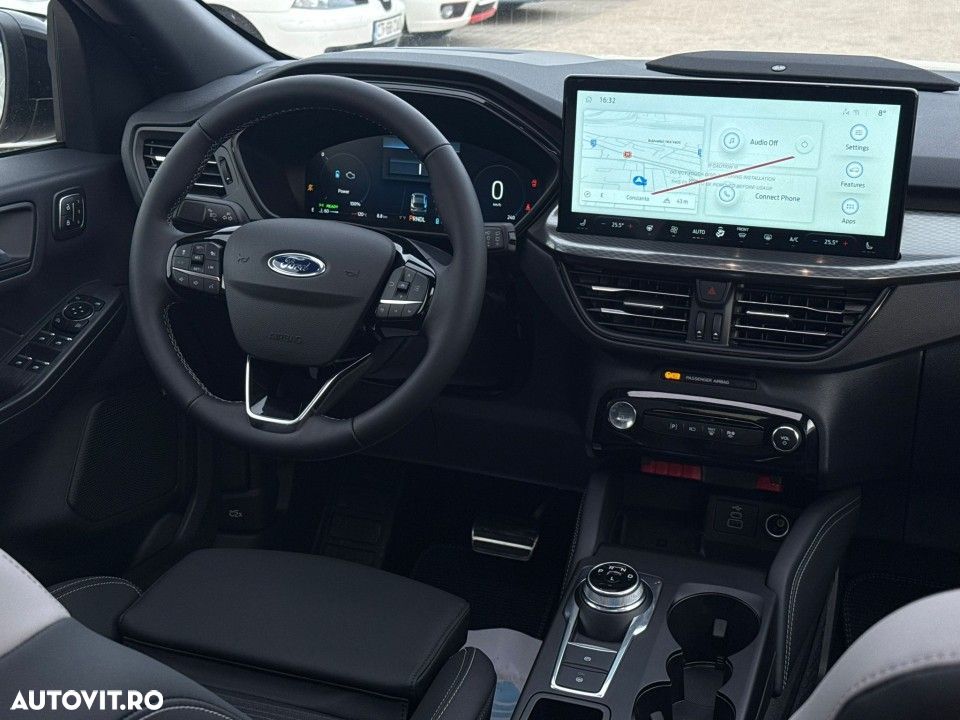 Ford Kuga 2.5 Duratec FWD PHEV ST-Line X - 11