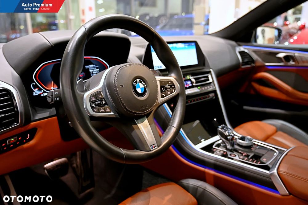 BMW Seria 8 - 12