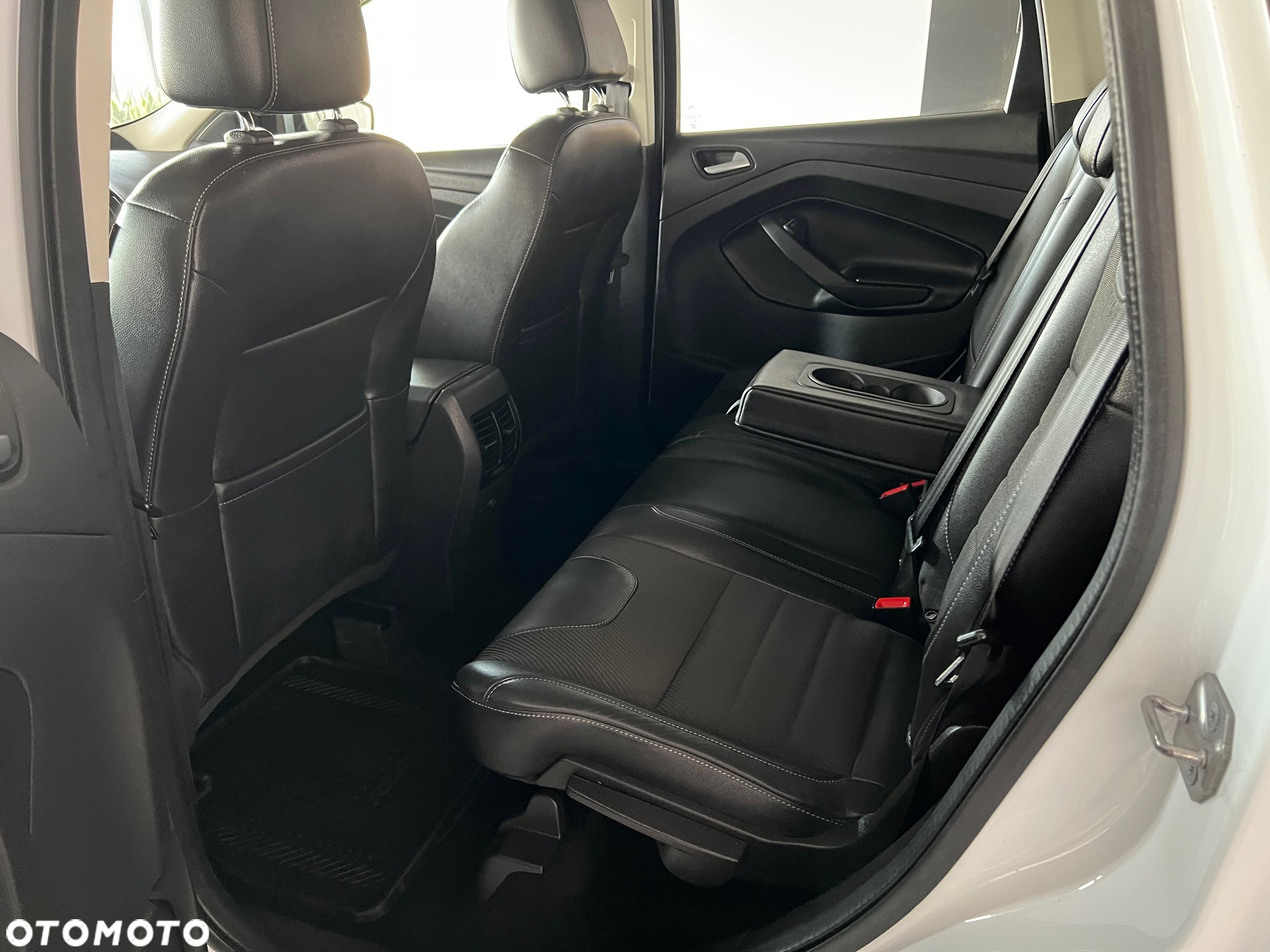 Ford Kuga - 22