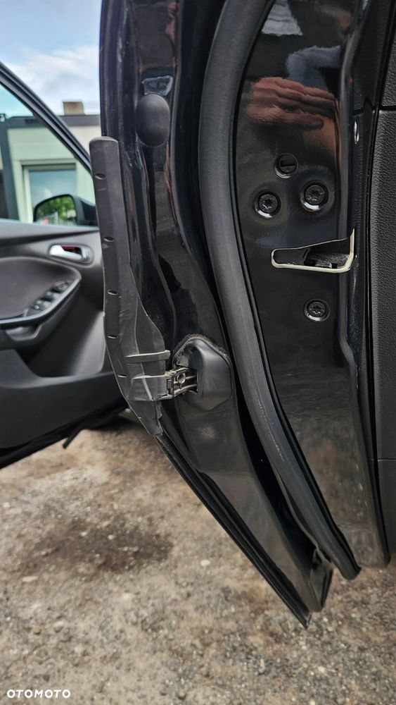 Ford Focus 1.0 EcoBoost Titanium ASS - 23