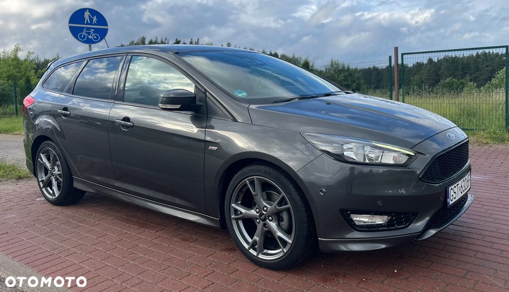 Ford Focus 1.0 EcoBoost ST-Line Black ASS - 1