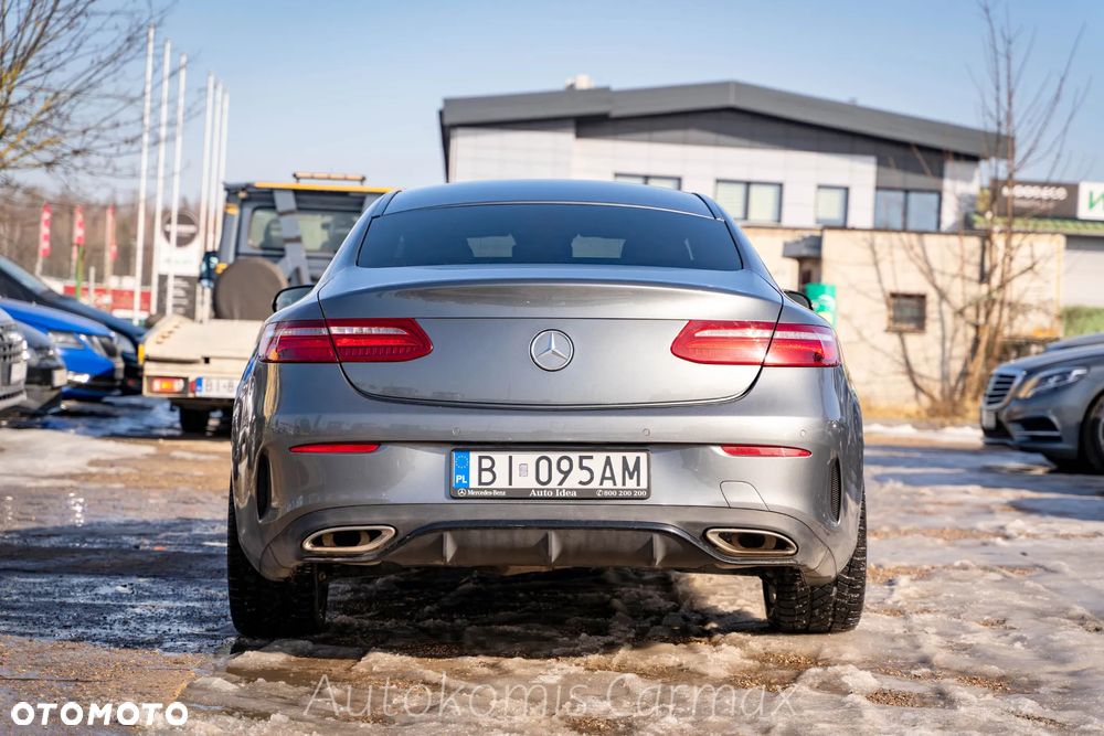 Mercedes-Benz Klasa E 200 4-Matic 9G-TRONIC - 9
