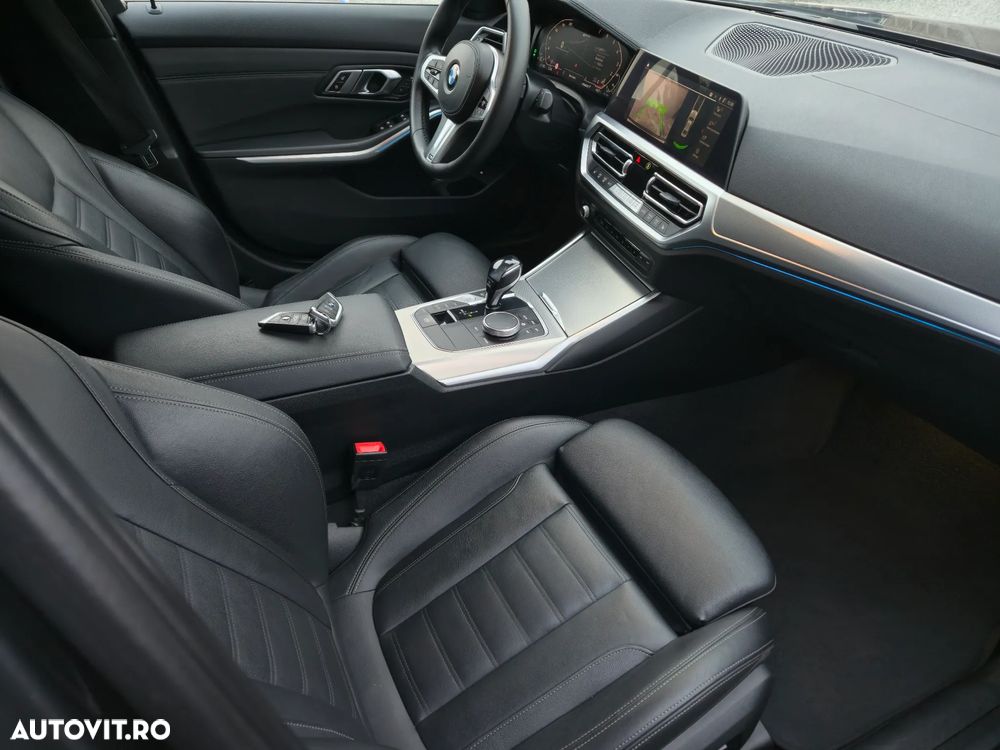 BMW Seria 3 330e iPerformance M Sport - 25