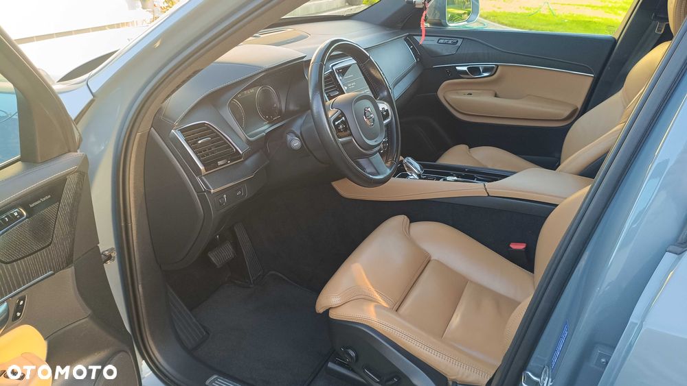 Volvo XC 90 - 5