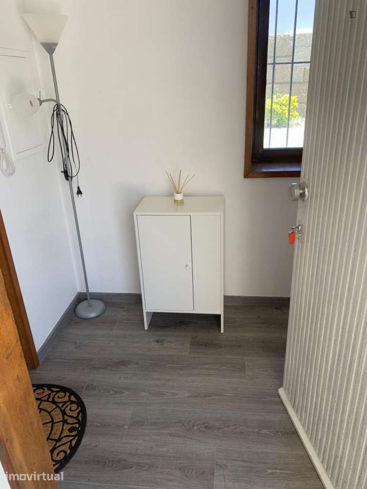 Estúdio - localizado em Paranhos Porto - Grande imagem: 4/10