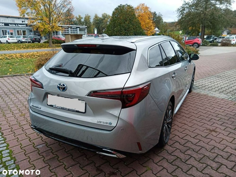 Toyota Corolla - 3