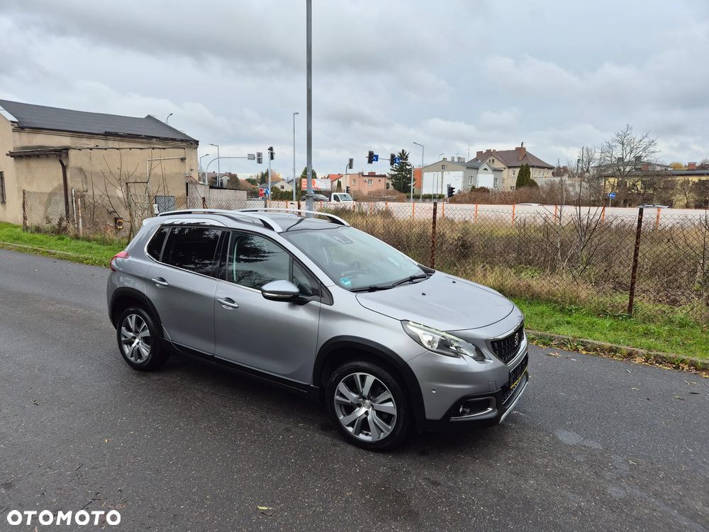 Peugeot 2008 1.6 BlueHDi Allure S&S - 3