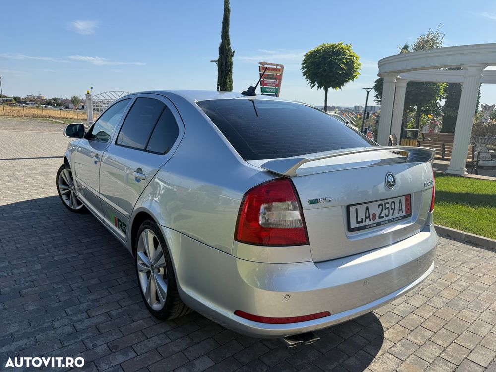 Skoda Octavia 2.0 TDI CR DPF RS - 2
