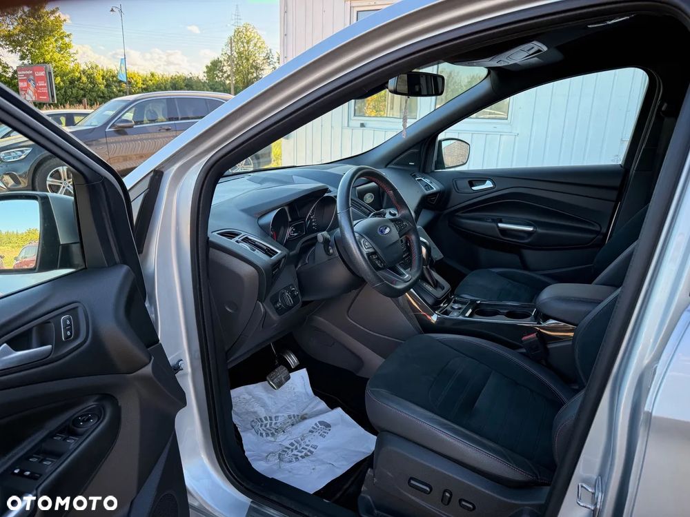 Ford Kuga 2.0 TDCi 4x4 ST-Line - 17