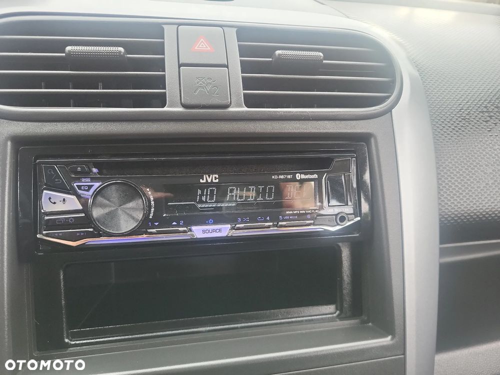 Suzuki Splash 1.0 Basic - 16
