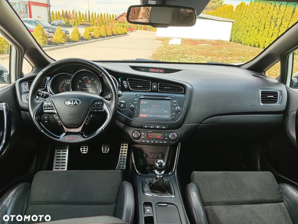 Kia Ceed 1.6 T-GDI GT-Track - 25